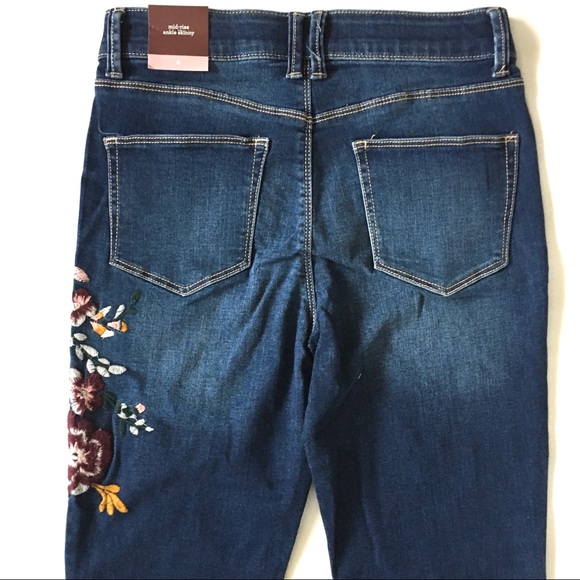 NWT Knox Rose Floral Embroidered Skinny Jeans - Picture 7 of 9